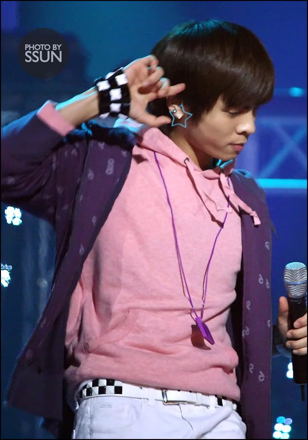 diamond studs for guys. Jan 2, 2009 - Jonghyun wearing our Diamond Studs - SFI (샤이니) - shineee.net