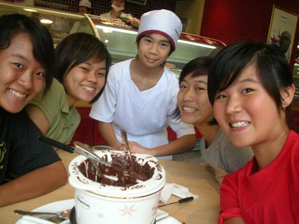 Photo Sharing and Video Hosting at Photobucket