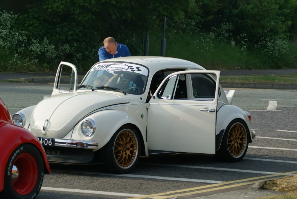 http://i174.photobucket.com/albums/w112/fusca03/1303/DSC06495.jpg
