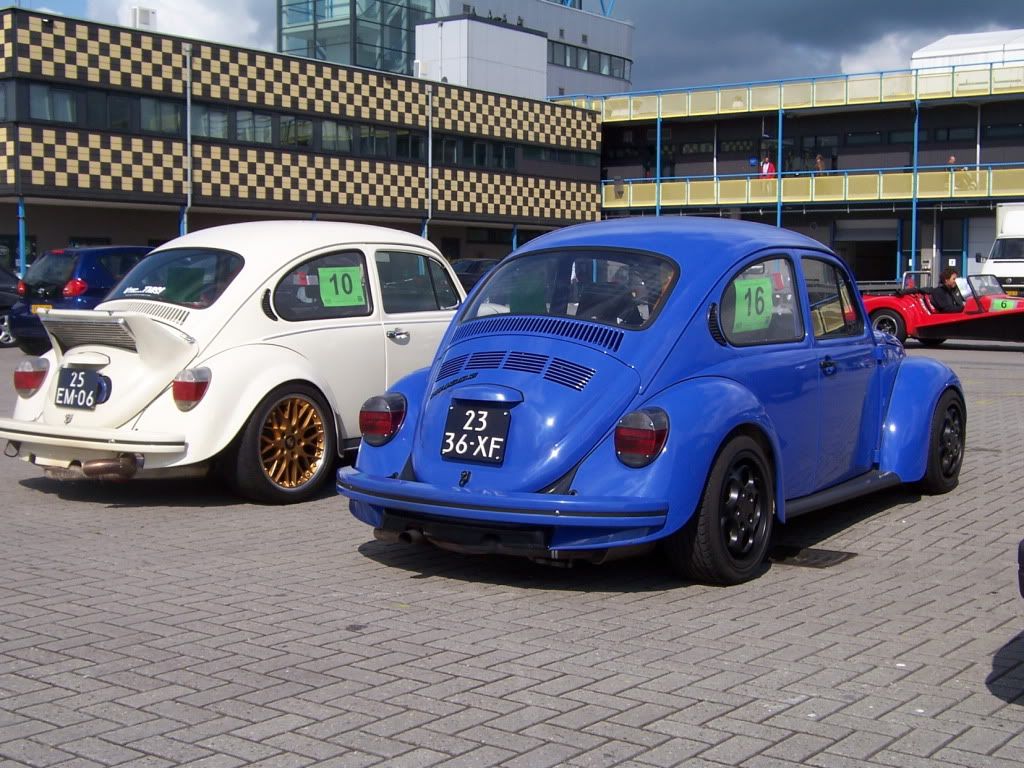 http://i174.photobucket.com/albums/w112/fusca03/HarcAssen7juni2009001.jpg