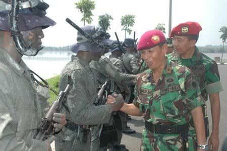 Baret+kopaska