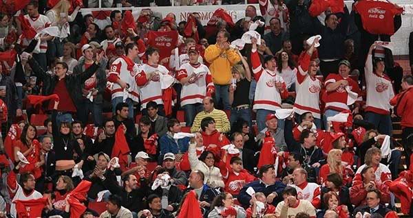 Detroitfanshadplentytocelebrateonaf.jpg