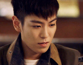  photo tumblr_nxygc4y5fx1ryk9p5o7_r1_400_zpshuamsc5h.gif