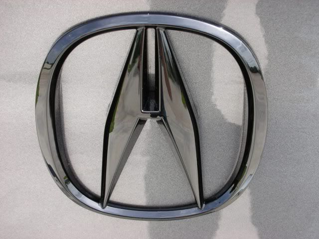 acura emblem