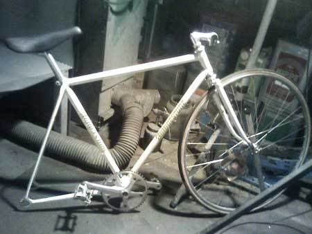 Bridgestone Pist Frame Get