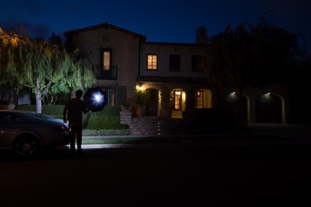 IMAGE: http://i174.photobucket.com/albums/w86/Autopics27/Twilight%20exterior%20shots/IMG_1313-Copy3resize.jpg