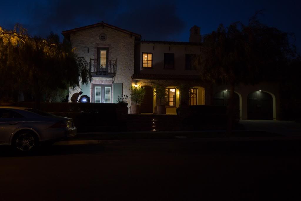 IMAGE: http://i174.photobucket.com/albums/w86/Autopics27/Twilight%20exterior%20shots/IMG_1324-Copyresize.jpg