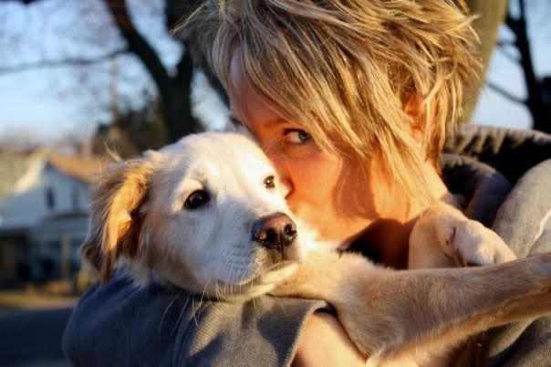 http://i174.photobucket.com/albums/w86/howark/camaspuppywme.jpg