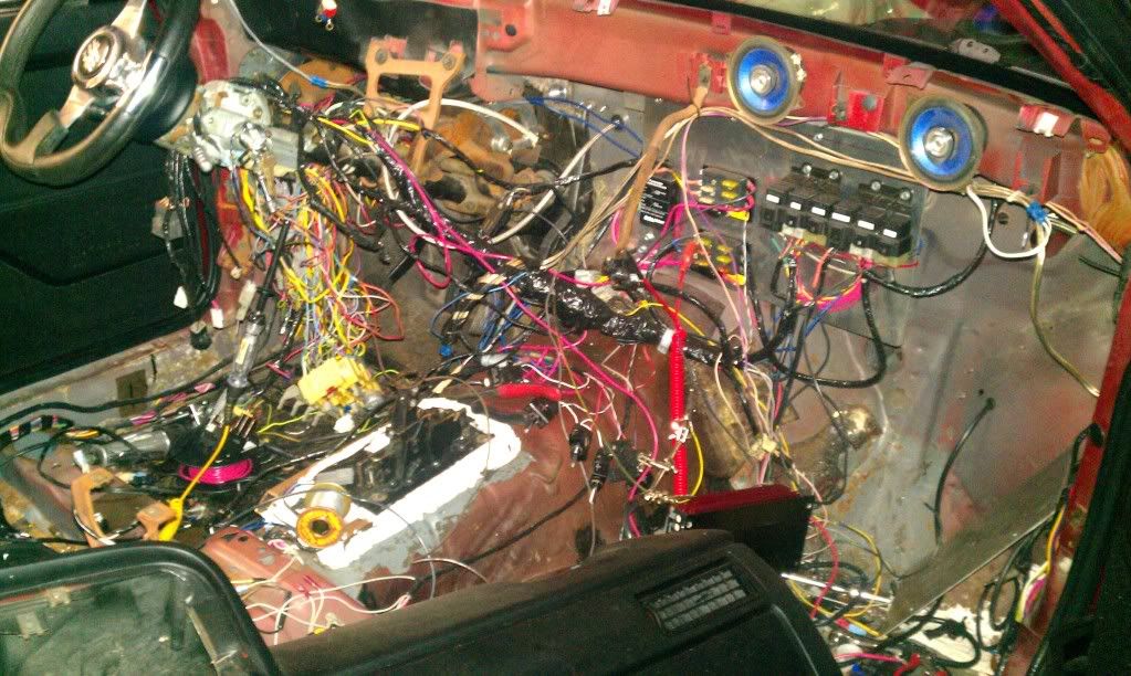 Trying remove 86 EFI harnes. Long wire under dash? long 460 wiring harness 