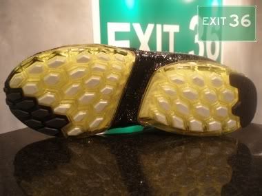 100_P1010002-3.jpg picture by exit36