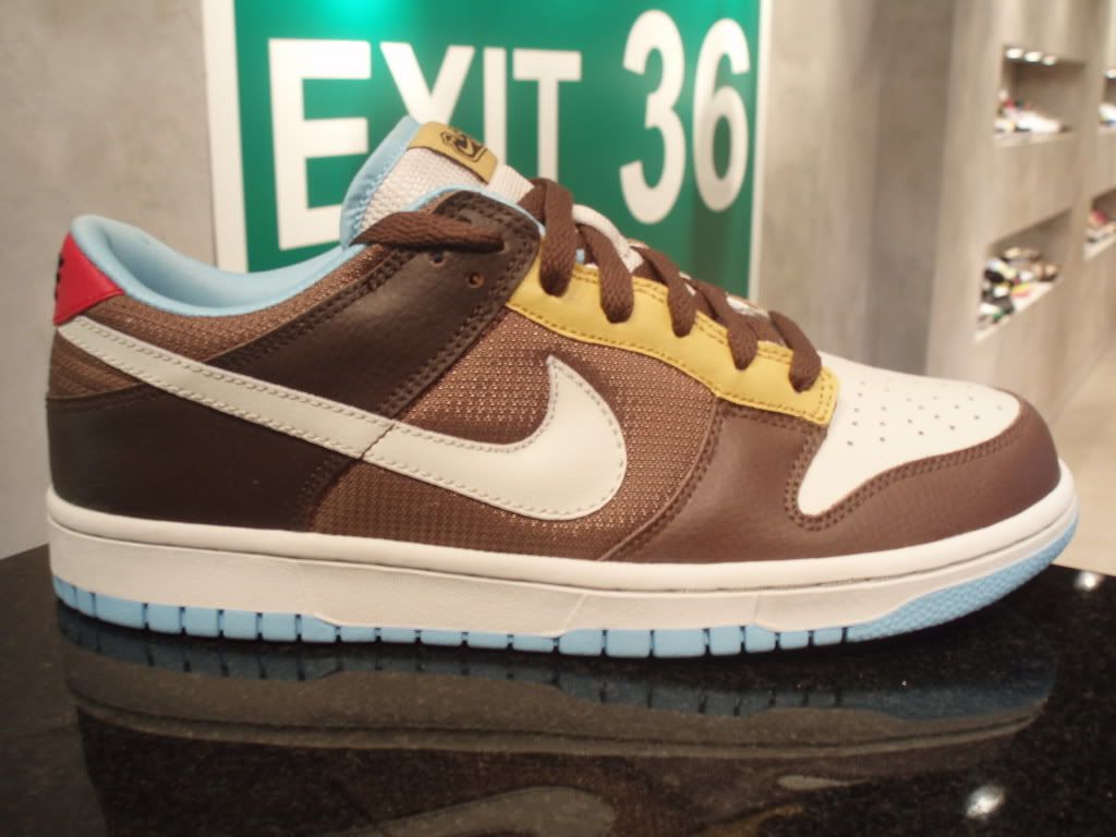 100_P1010032-3.jpg picture by exit36