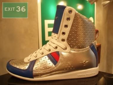 100_P1010059-1.jpg picture by exit36