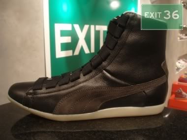 100_P1010077-2.jpg picture by exit36