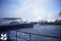 w-mullion_harbour_rough_sea_picture.jpg