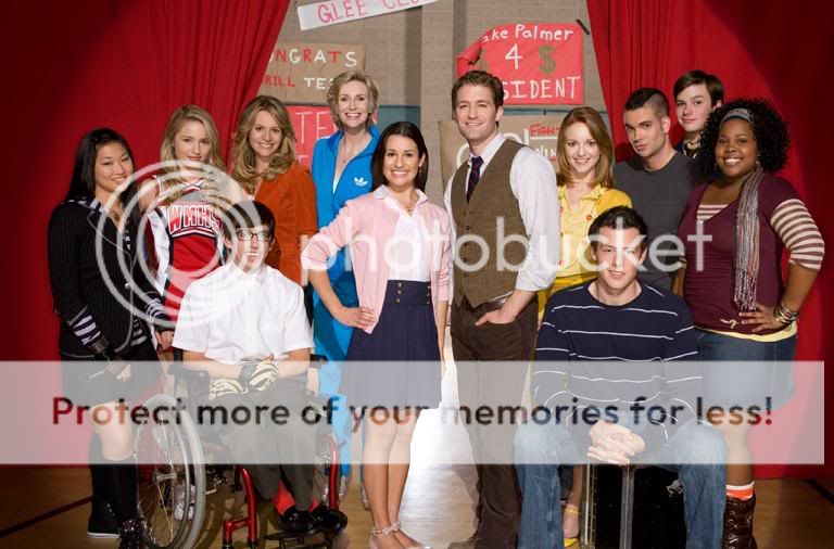 Lea Michele - The Glee Club (Cast & Crew) #1: Being a part of something ...